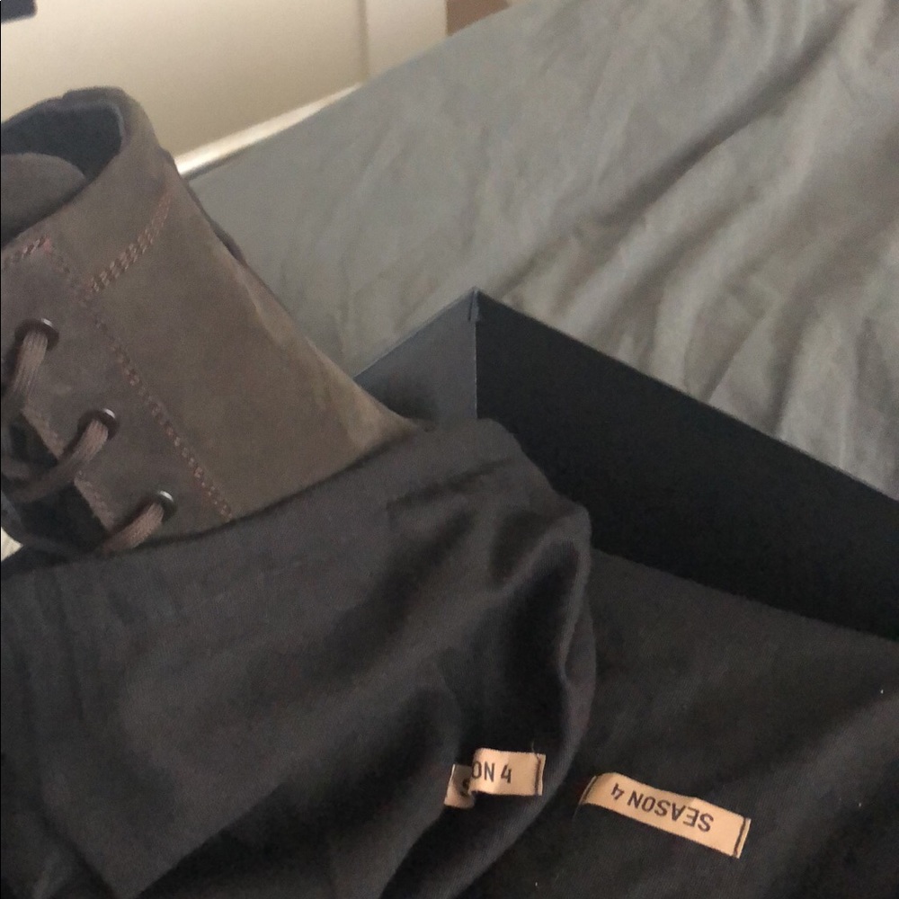 Yeezy crepe onyx boots